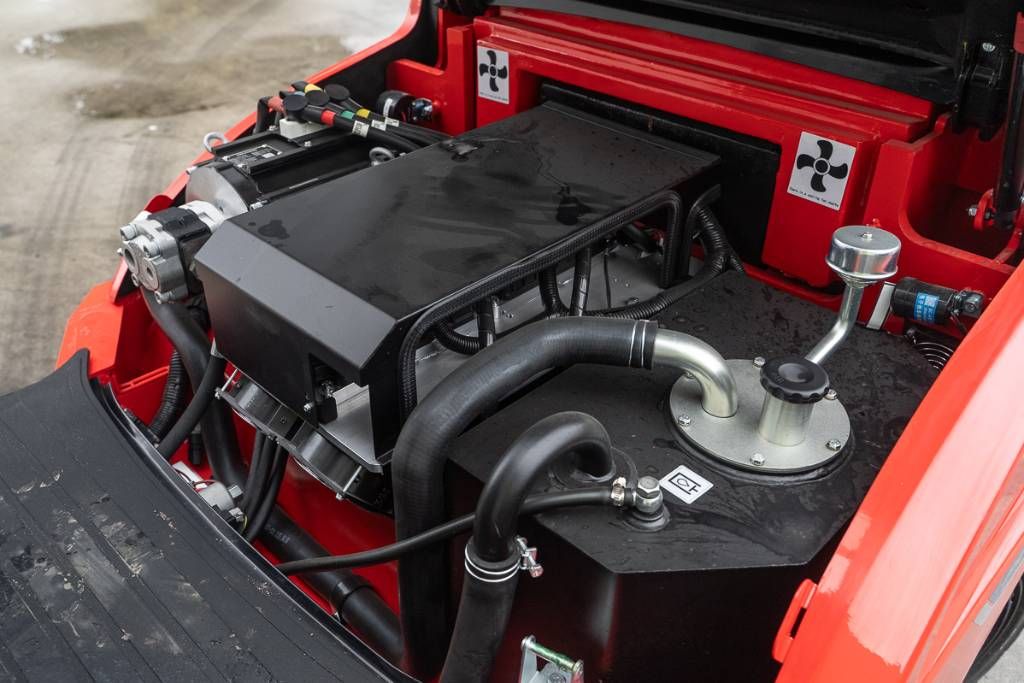 Manitou ME 425 LD Lift