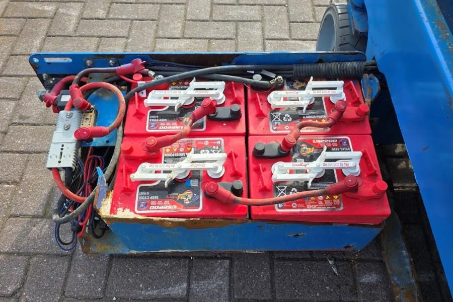 Genie GS1932 Electric, Working Height 7.8 m, 227kg Capac