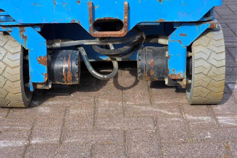 Genie GS1932 Electric, Working Height 7.8 m, 227kg Capac