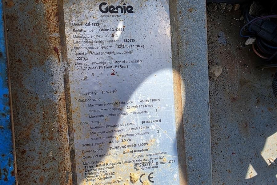 Genie GS1932 Electric, Working Height 7.8 m, 227kg Capac