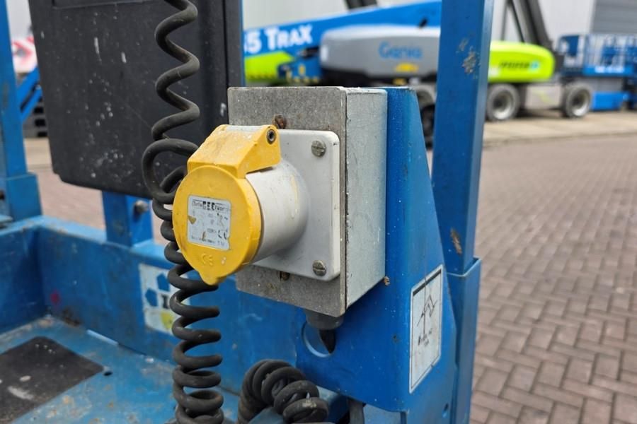 Genie GS1932 Electric, Working Height 7.8 m, 227kg Capac
