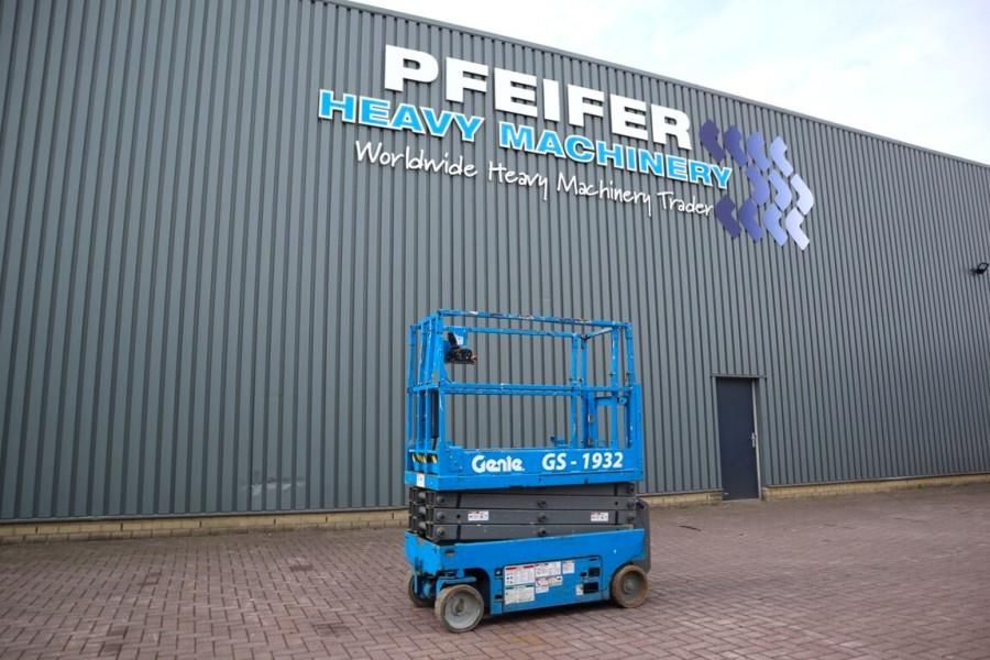 Genie GS1932 Electric, Working Height 7.8 m, 227kg Capac