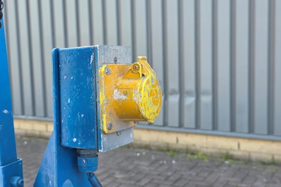 Genie GS1932 Electric, Working Height 7.8 m, 227kg Capac