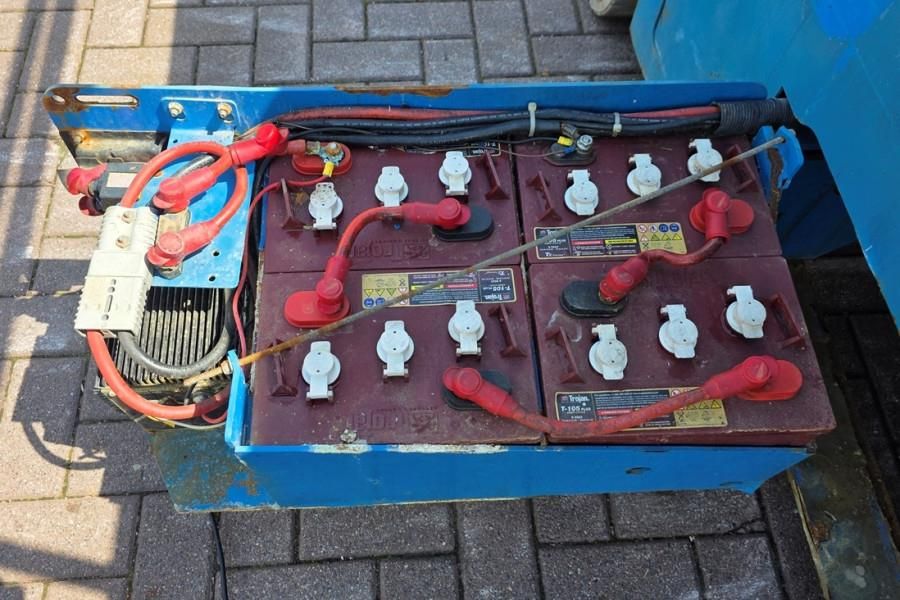 Genie GS2632 Electric, 10m Working Height, 227kg Capacit