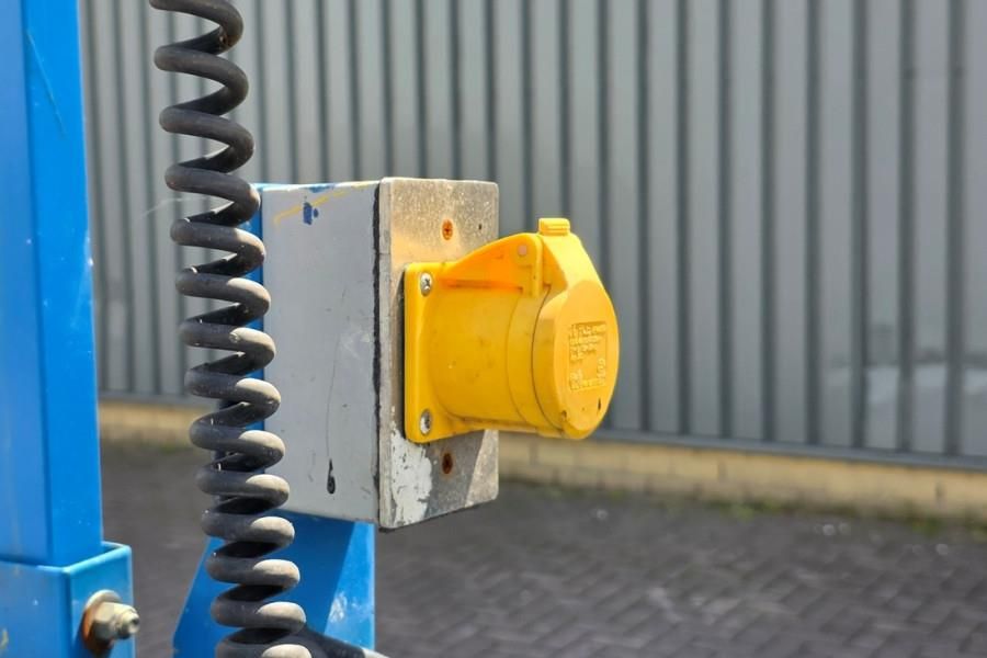 Genie GS2632 Electric, 10m Working Height, 227kg Capacit