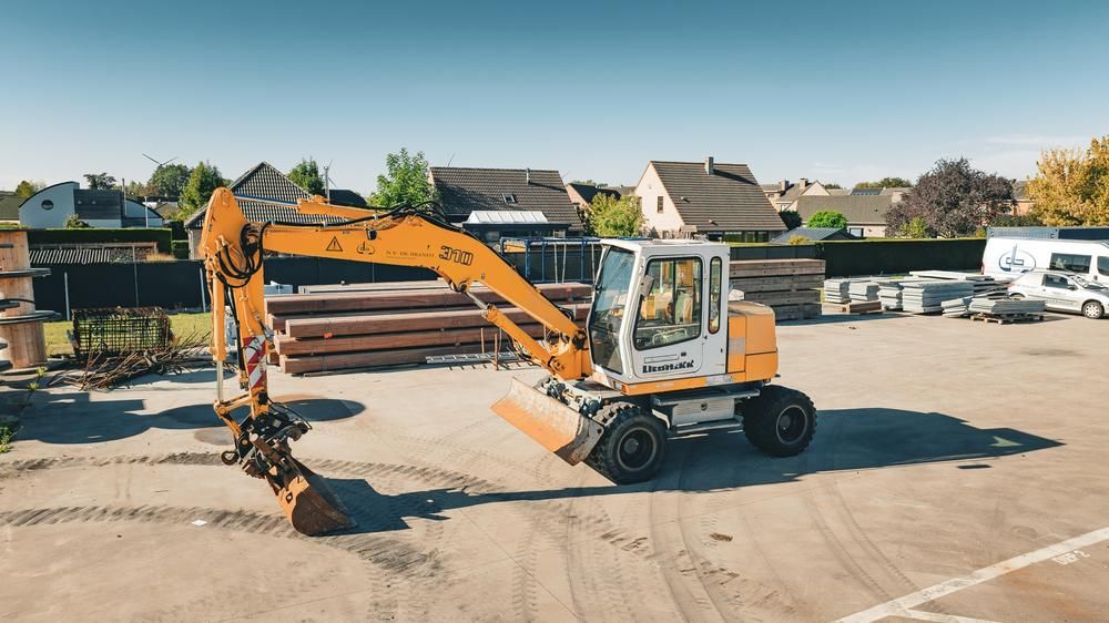 2001 Liebherr A310B Wheeled Excavator