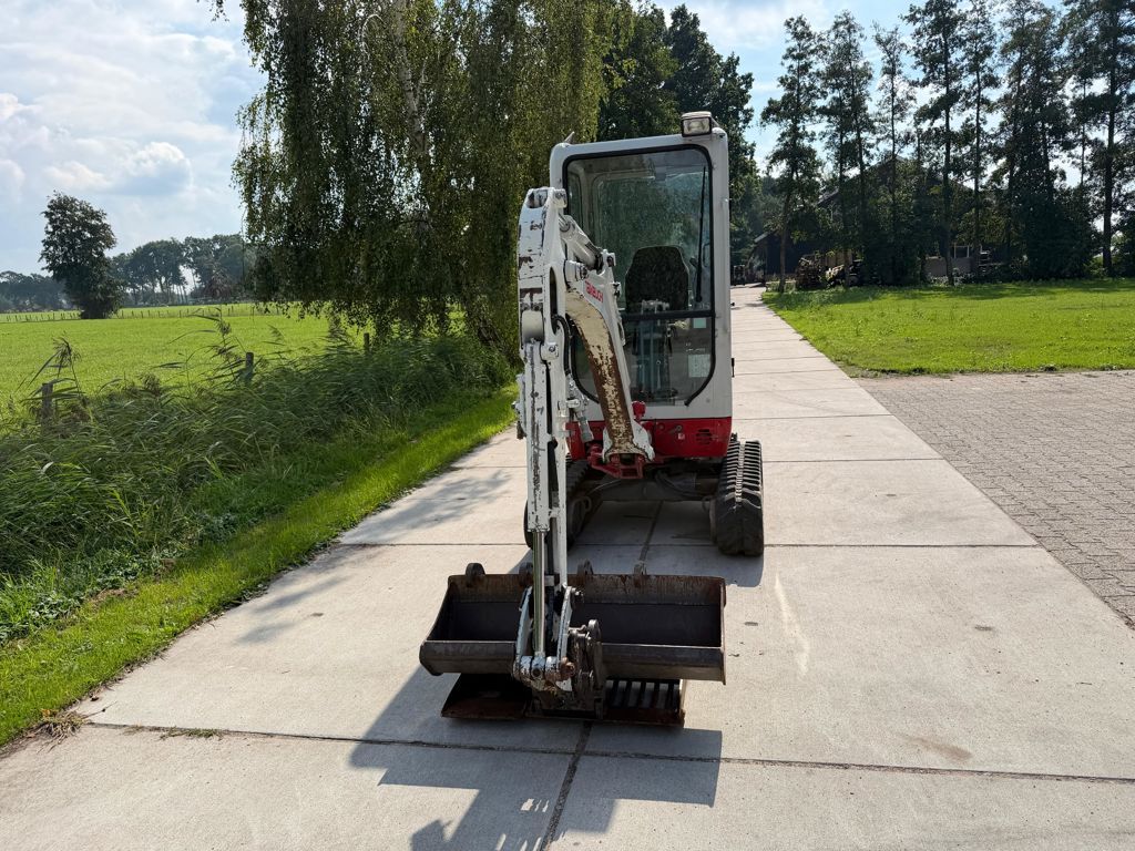 Takeuchi TB216