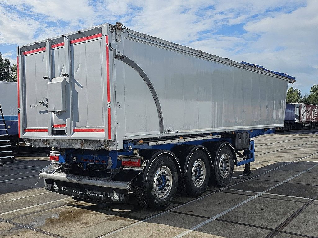 STAS S300CX 37 m3