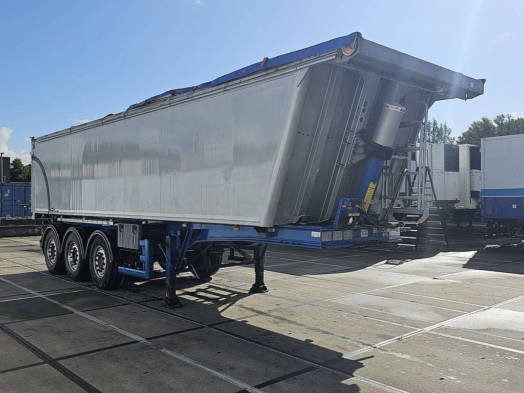 STAS S300CX 37 m3