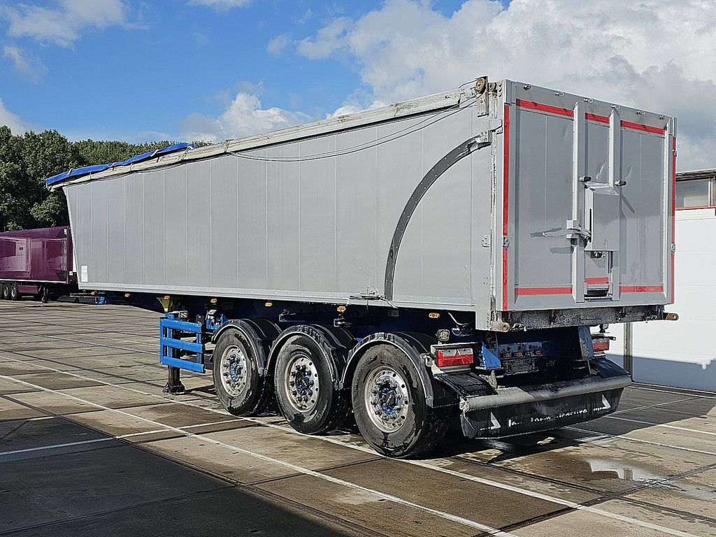 STAS S300CX 37 m3