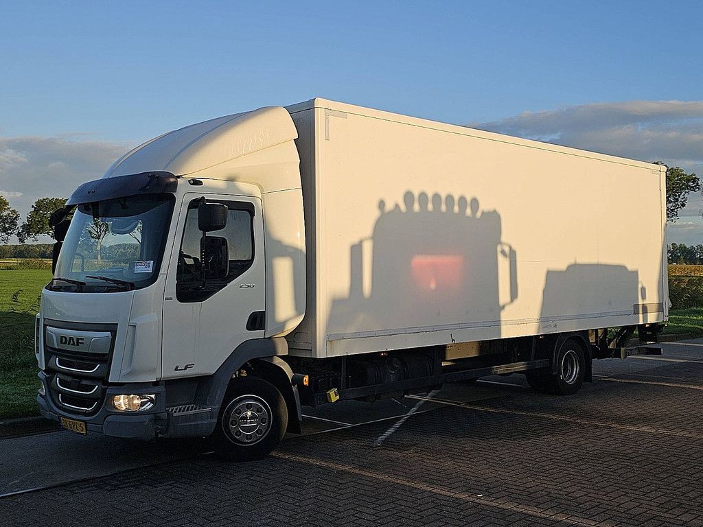DAF LF 230 11.9t airco 6 cyl.
