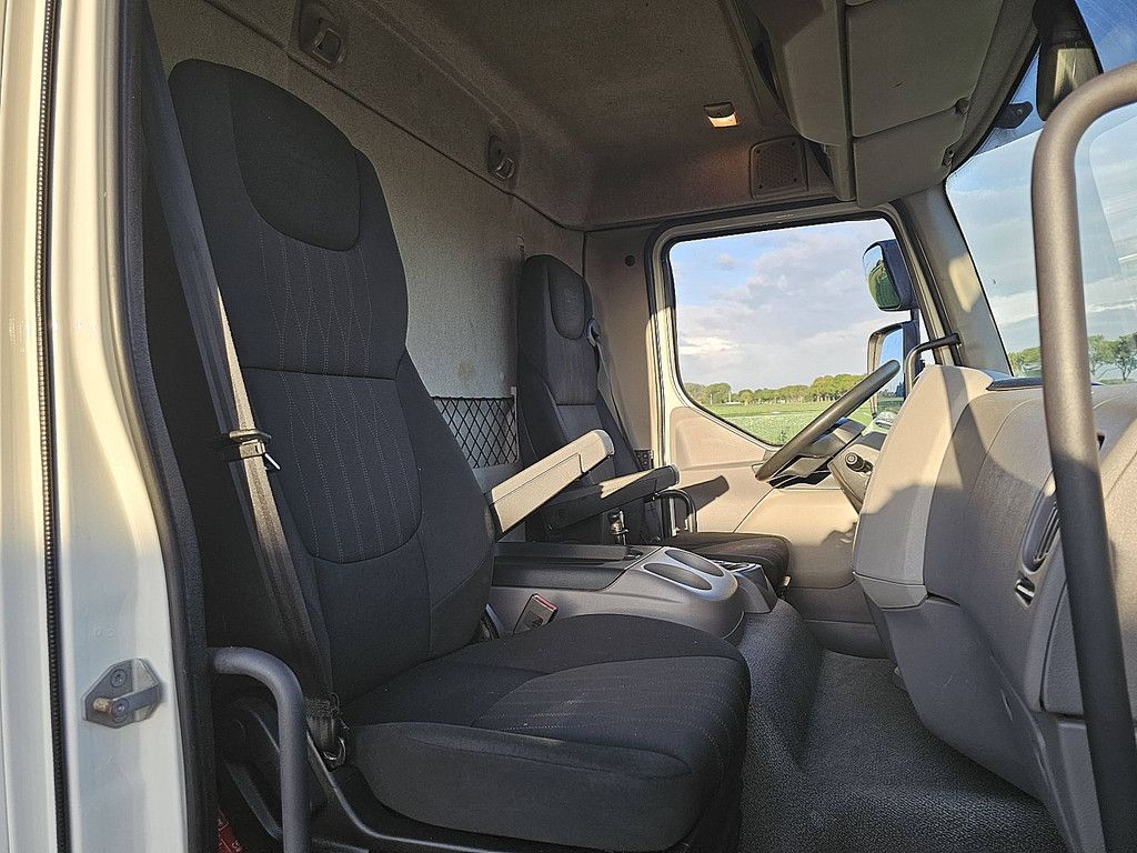 DAF LF 230 11.9t airco 6 cyl.