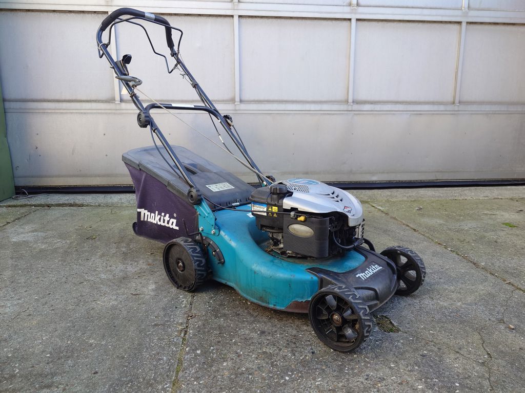 Makita Makita gazonmaaier PLM4621