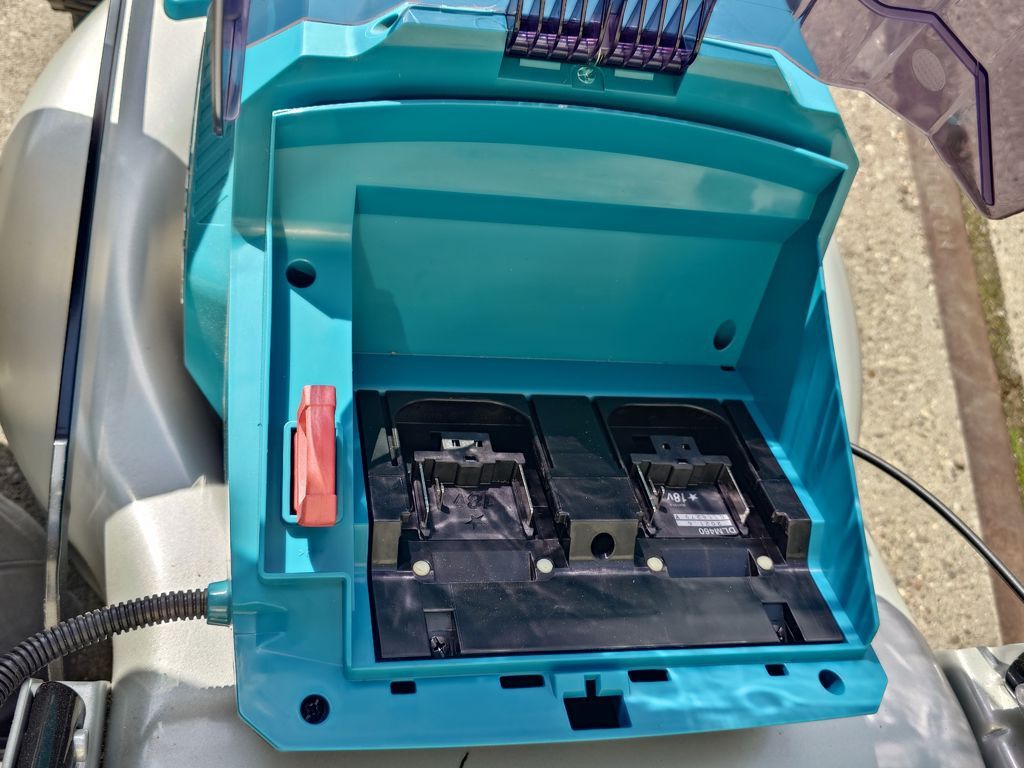 Makita DLM460Z