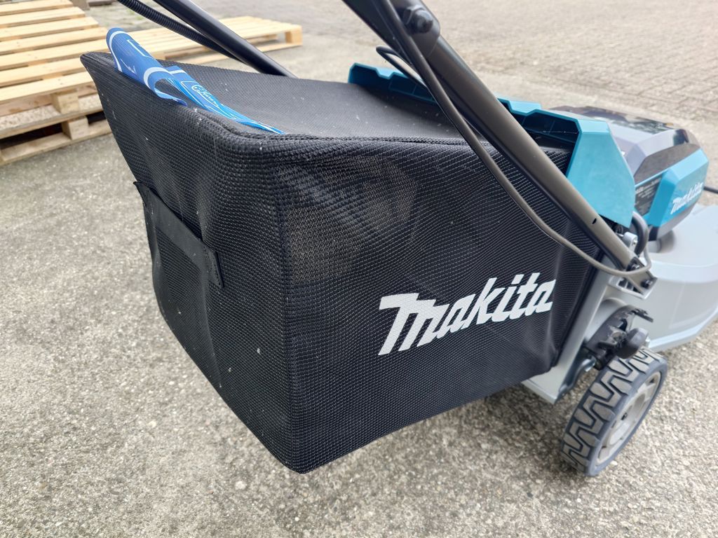 Makita DLM533Z
