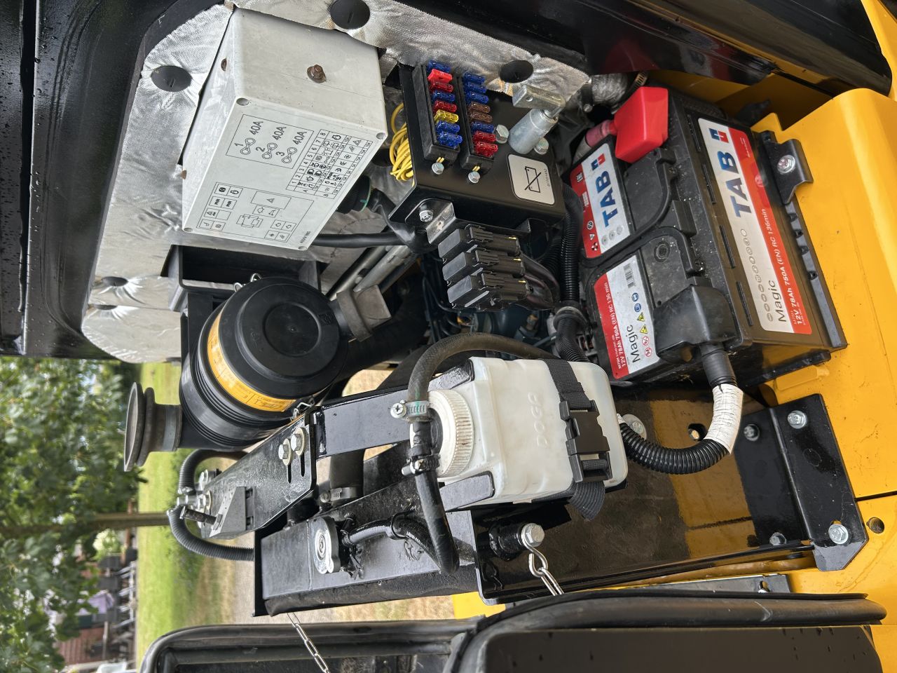 JCB 403 Marge