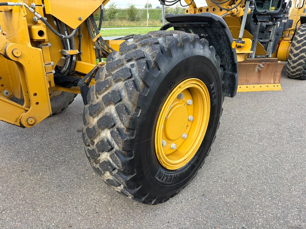 Caterpillar 140 AWD 15A CE / TUV / EPA Trimble Prepared