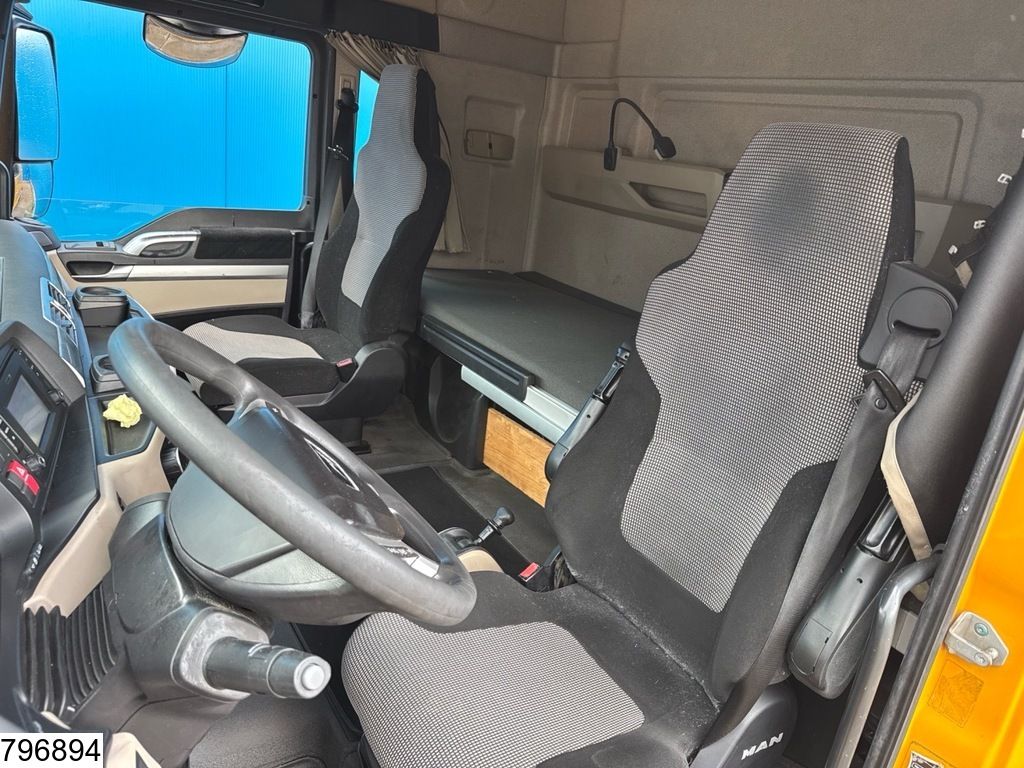 MAN TGX 18 460 EURO 6, ACC