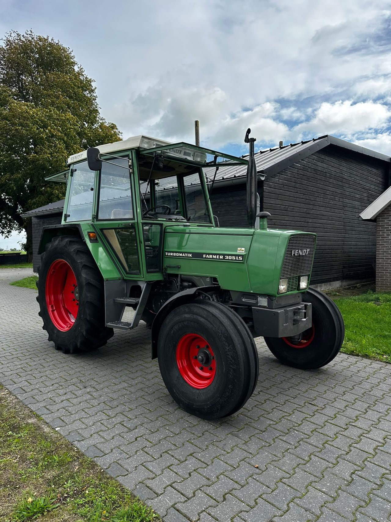 Fendt Farmer 305 LS