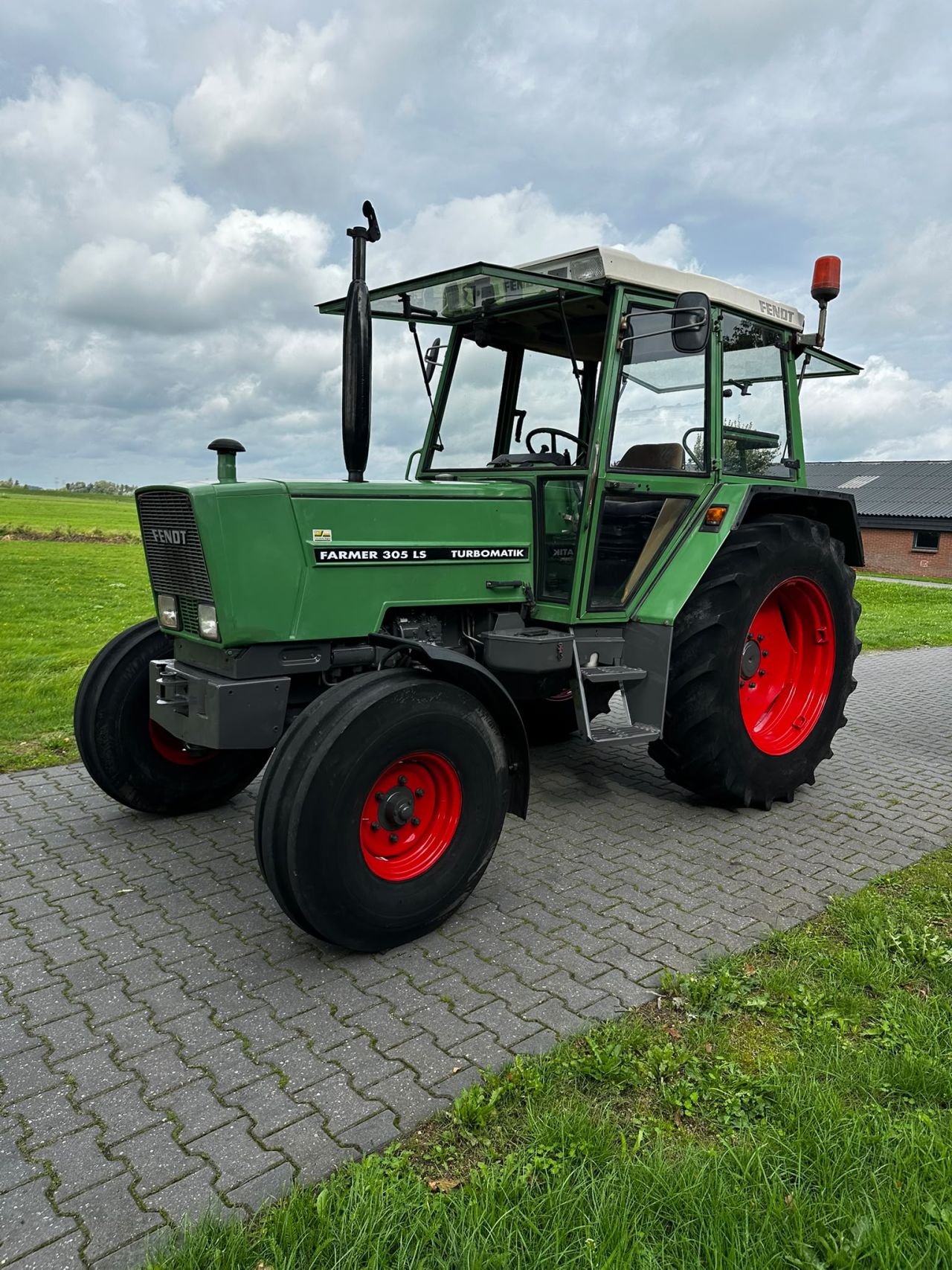 Fendt Farmer 305 LS