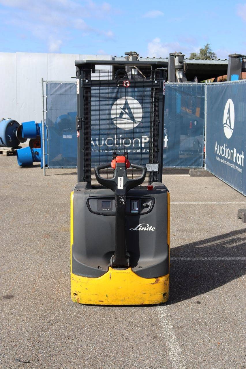 Linde L14 Electric Stacker 1400kg 2021
