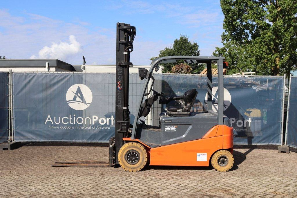 Toyota 8FBMT25 Electric Forklift 2500kg 6.0m 2019