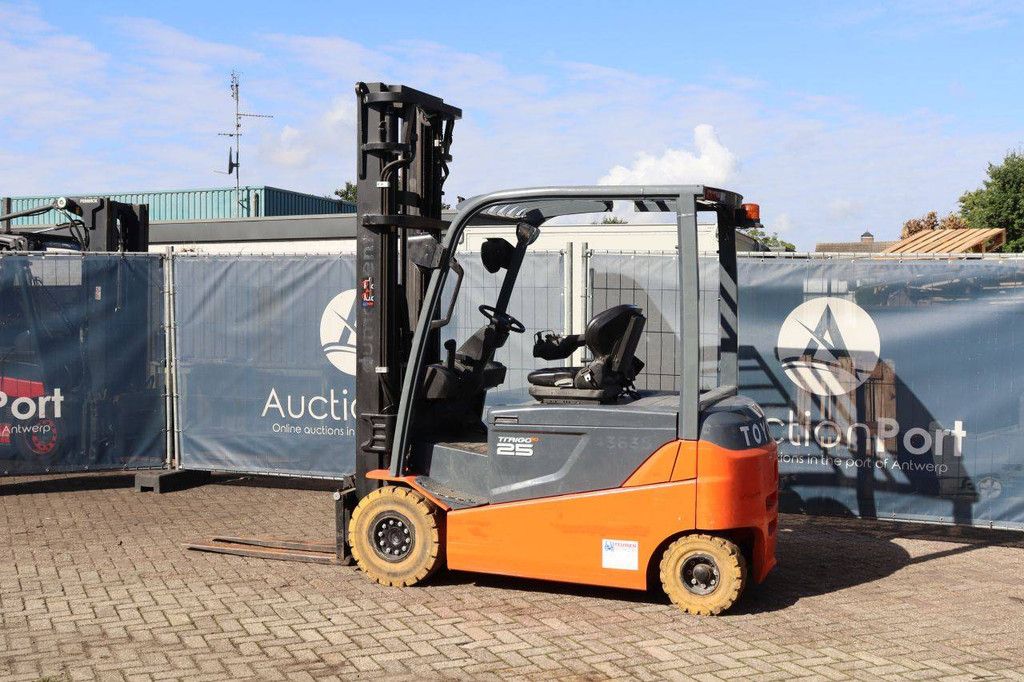 Toyota 8FBMT25 Electric Forklift 2500kg 6.0m 2019