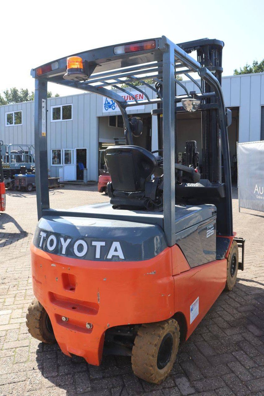 Toyota 8FBMT25 Electric Forklift 2500kg 6.0m 2019
