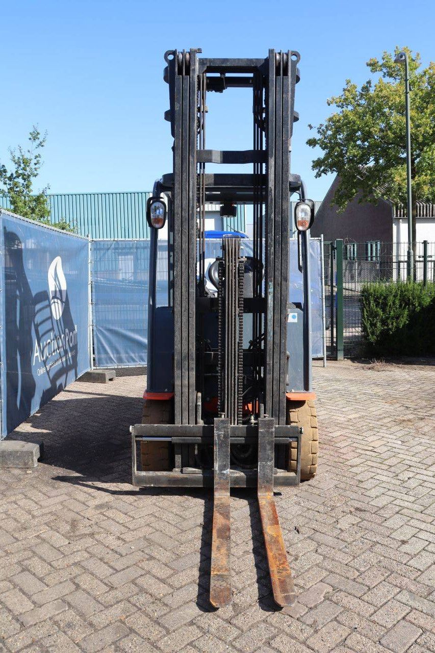 Toyota 8FBMT25 Electric Forklift 2500kg 6.0m 2019