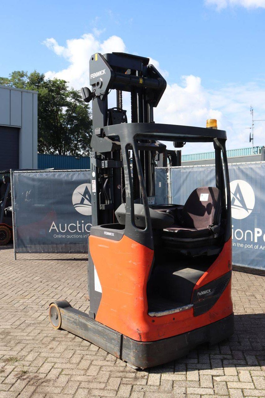 Fenwick-Linde Electric Reach Truck 1400kg 2018