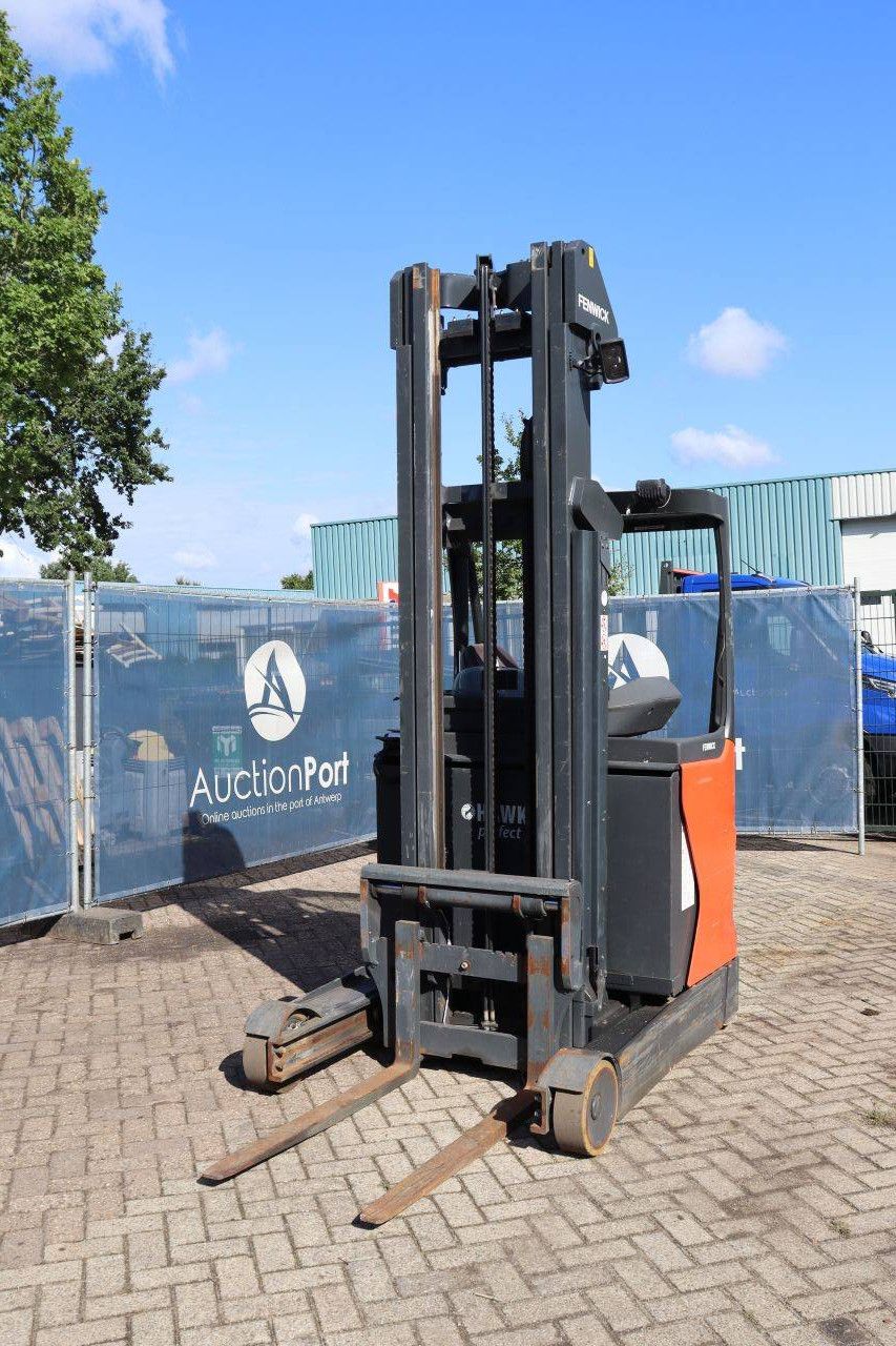 Fenwick-Linde Electric Reach Truck 1400kg 2018