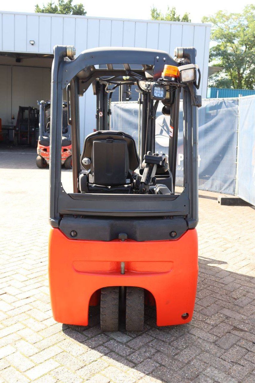 Linde E16-01 Electric Forklift 1600kg 4.0m 2011