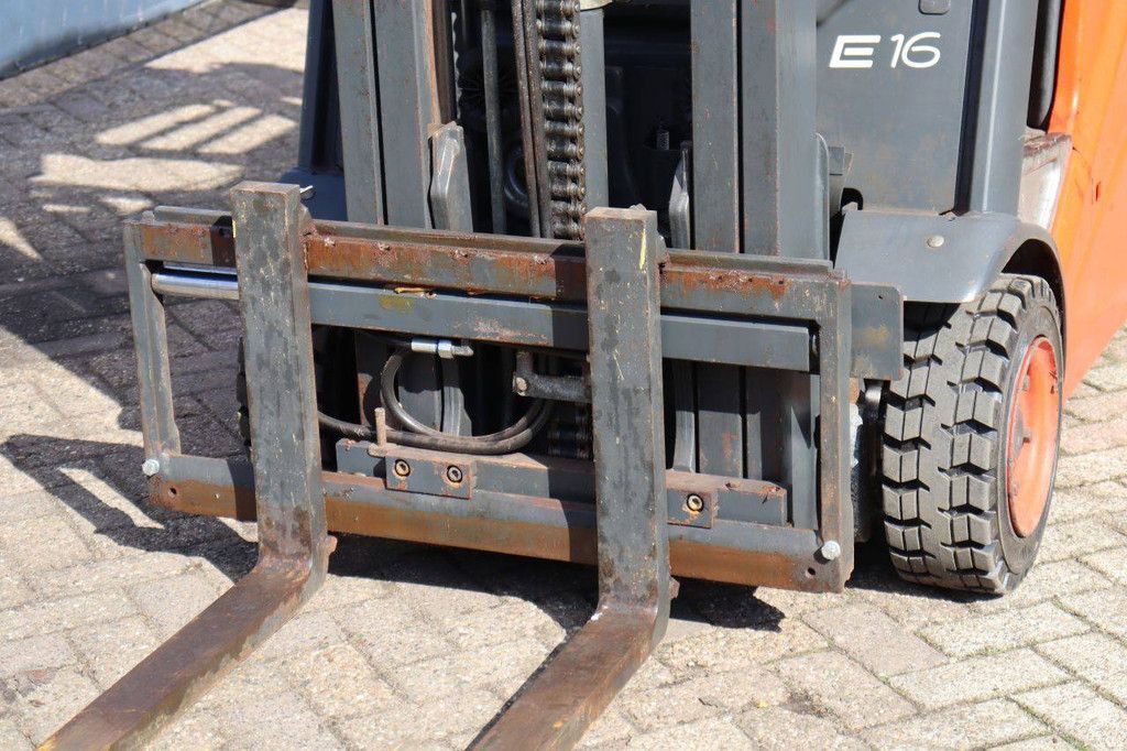 Linde E16-01 Electric Forklift 1600kg 4.0m 2011