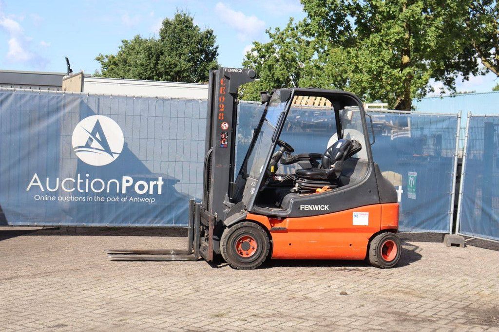 Fenwick E25-03 Electric Forklift 2500kg 4.8m 2011