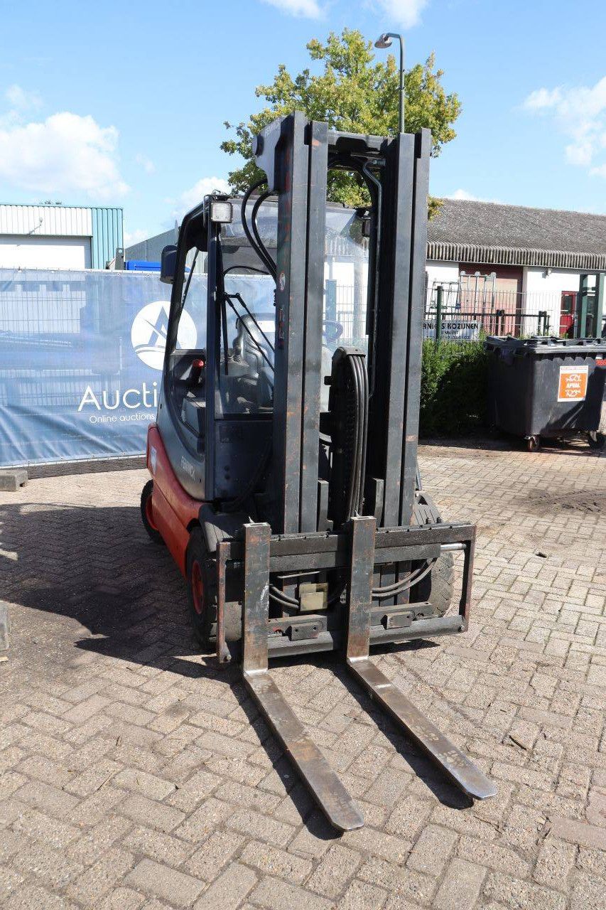 Fenwick E25-03 Electric Forklift 2500kg 4.8m 2011