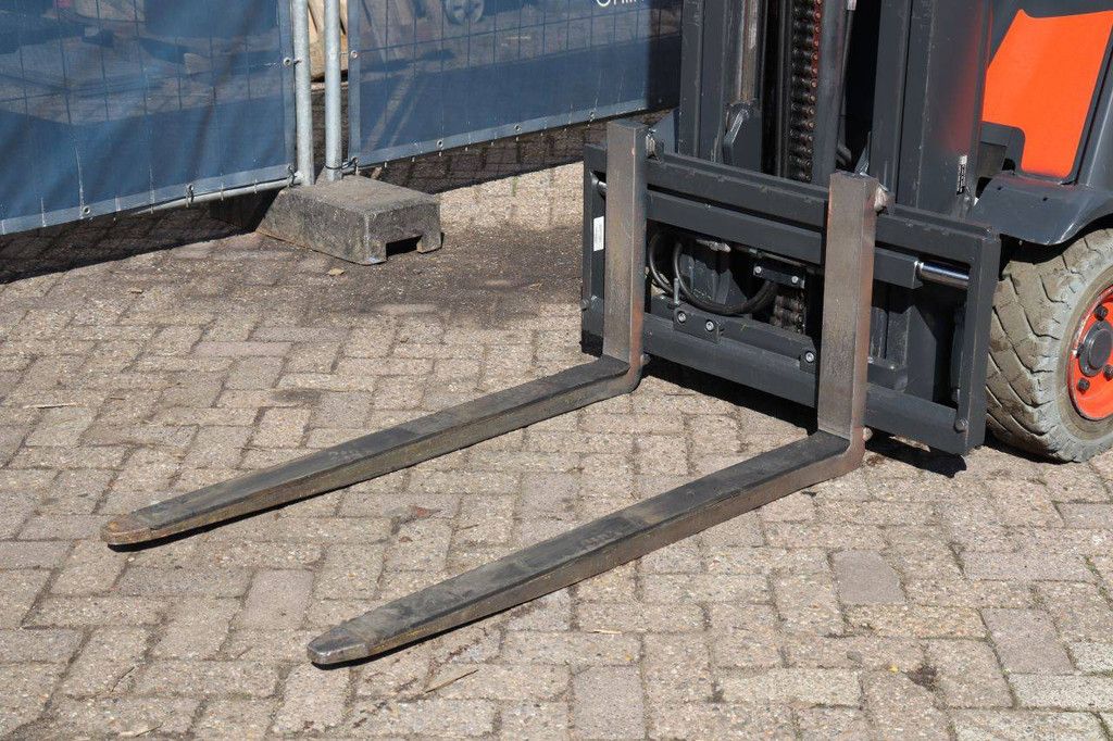 Forklift Fenwick-Linde E16H-02 Electric 1600kg 4.6m 2022