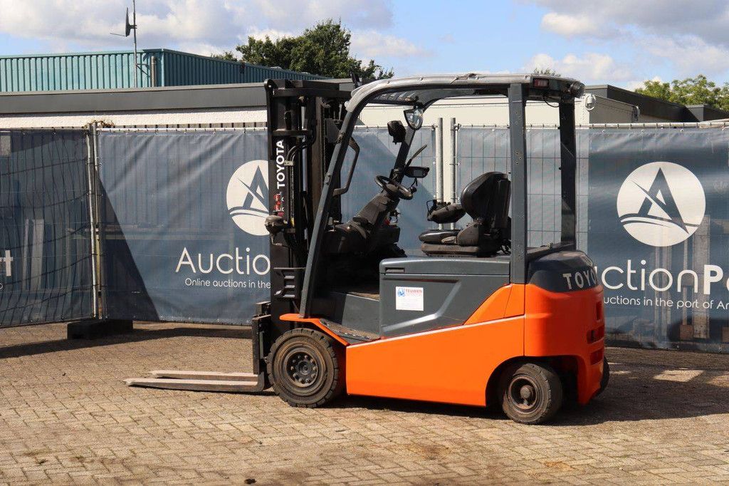 Toyota 8FBMKT25 Electric Forklift 2500kg 4.7m 2016