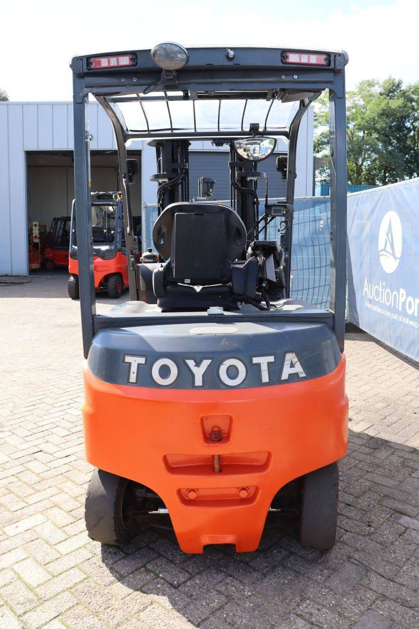 Toyota 8FBMKT25 Electric Forklift 2500kg 4.7m 2016