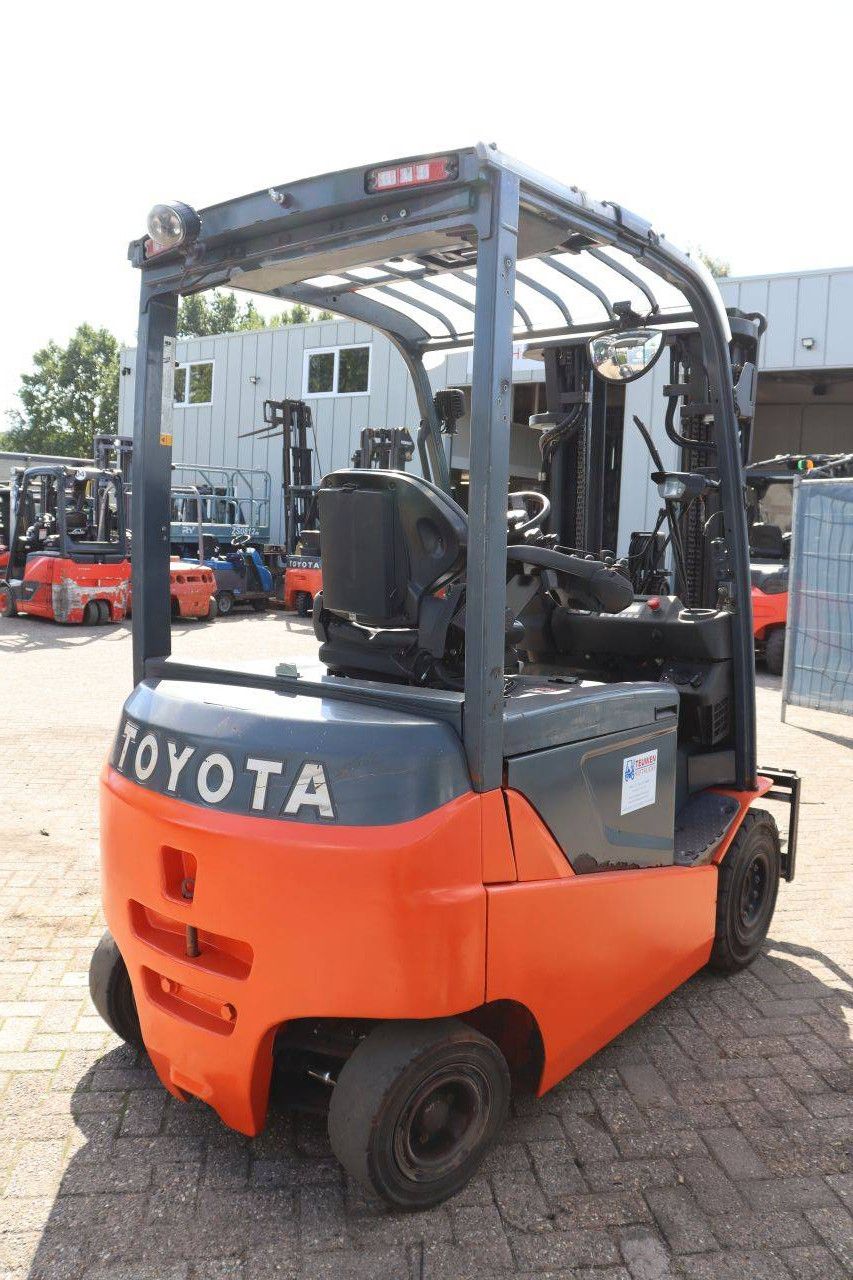 Toyota 8FBMKT25 Electric Forklift 2500kg 4.7m 2016