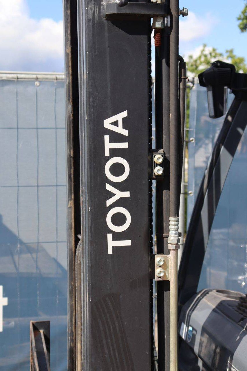 Forklift Toyota 02-8FD15 Diesel 1500kg 4.7m 2022