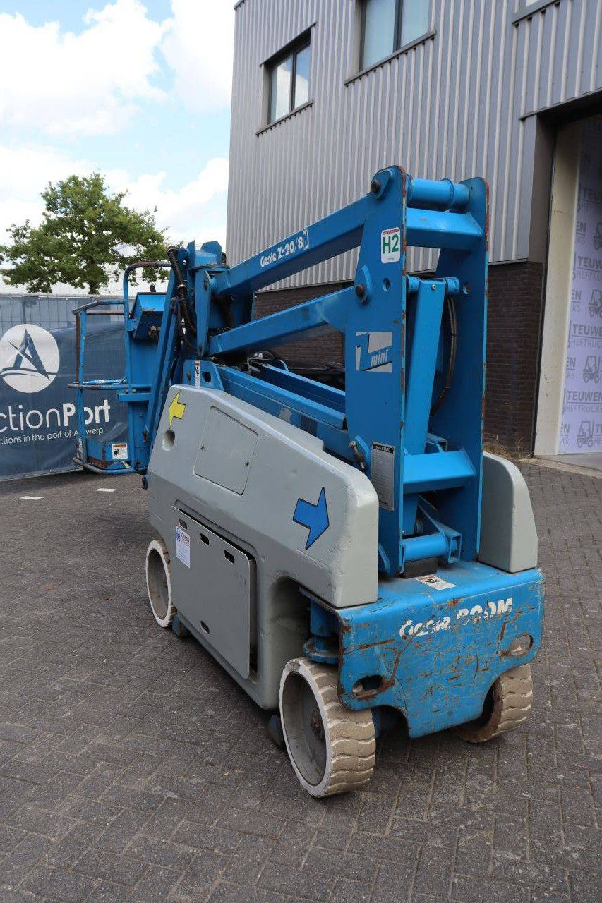 Genie Z-20/8N Elektrische Gelenkteleskoparbeitsbühne 200 kg 8,1 m 1998