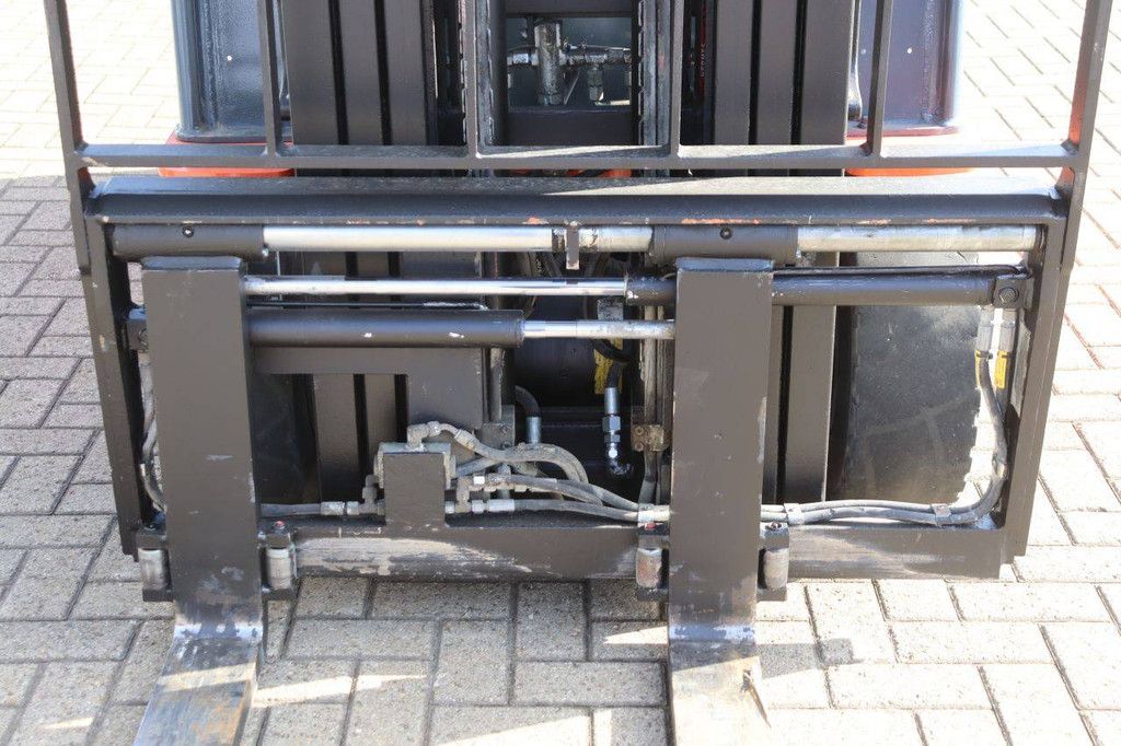 Toyota 8FBMT25 Electric Forklift 2360kg 5.5m 2017