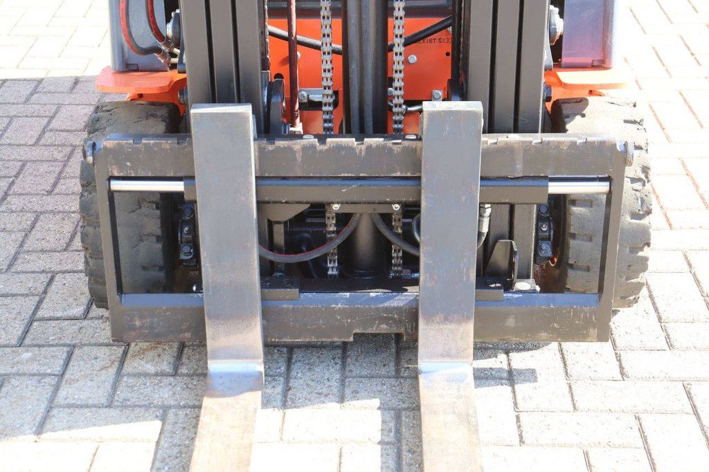 Toyota 8FBEK16T Electric Forklift 1600kg 5.5m 2019