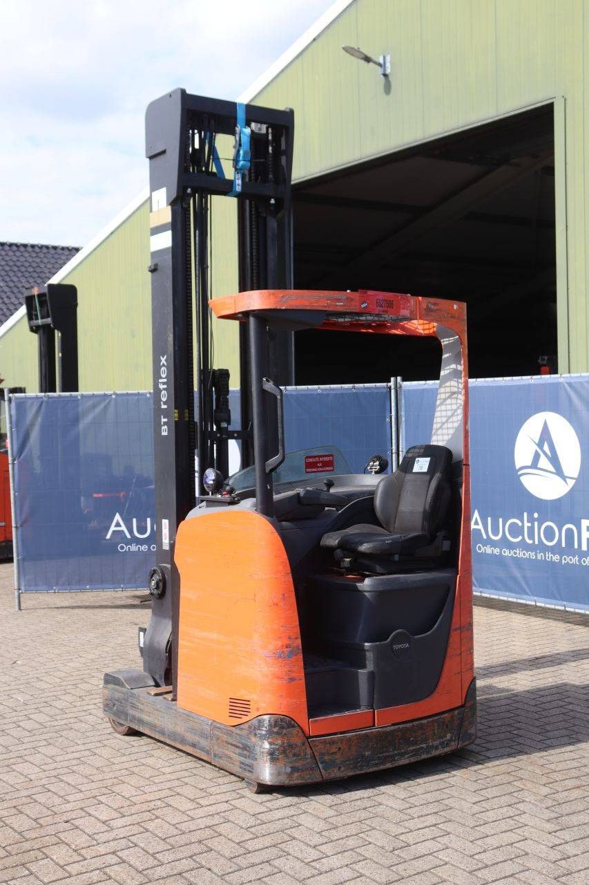 Toyota RRE140H Electric Reach Truck 1400kg 2017