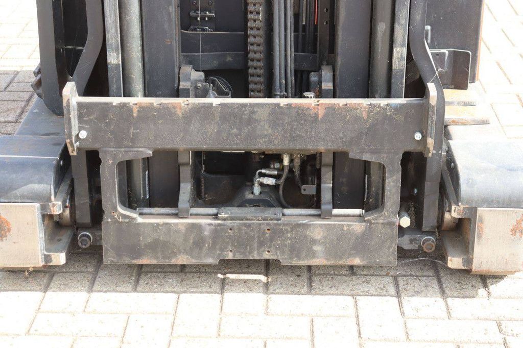 Toyota RRE140H Electric Reach Truck 1400kg 2017
