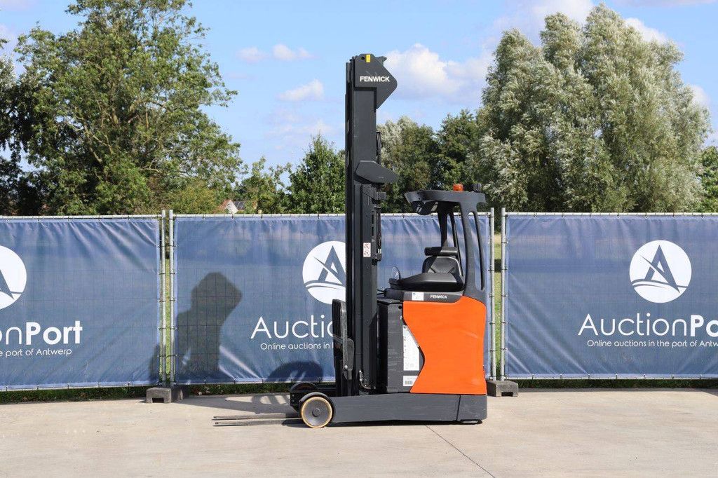Fenwick-Linde R14-01 Elektro-Schubmaststapler 1400 kg 8,1 m 2020
