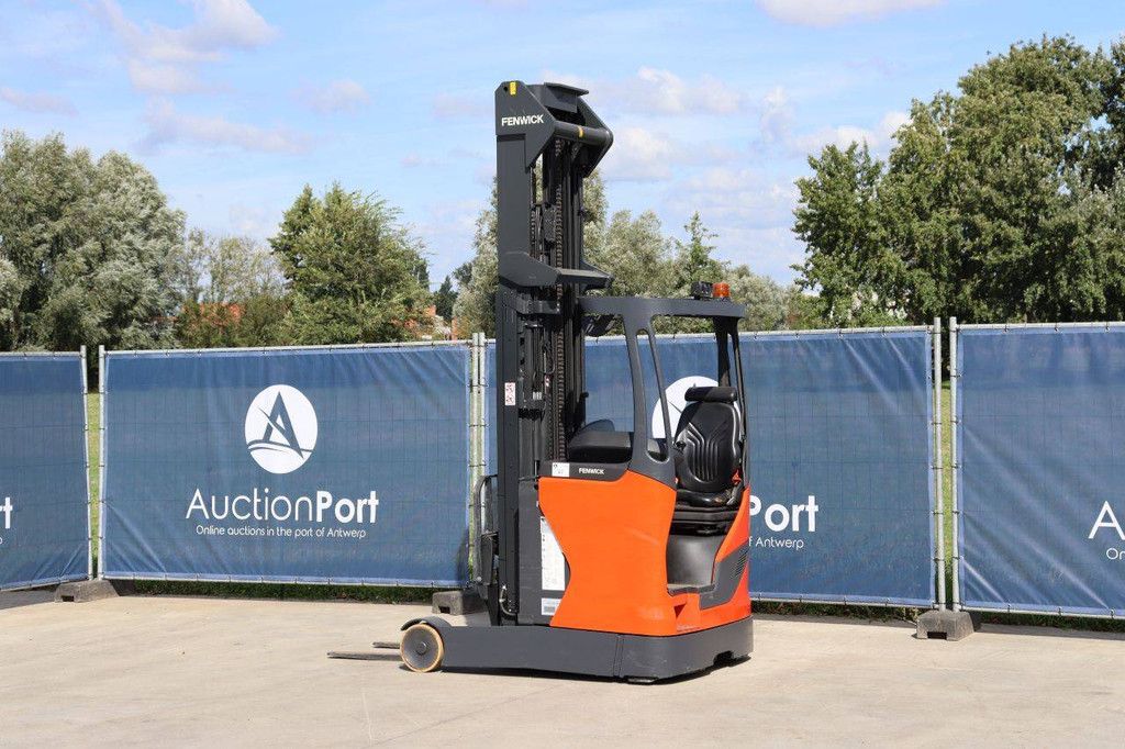Fenwick-Linde R14-01 Elektro-Schubmaststapler 1400 kg 8,1 m 2020