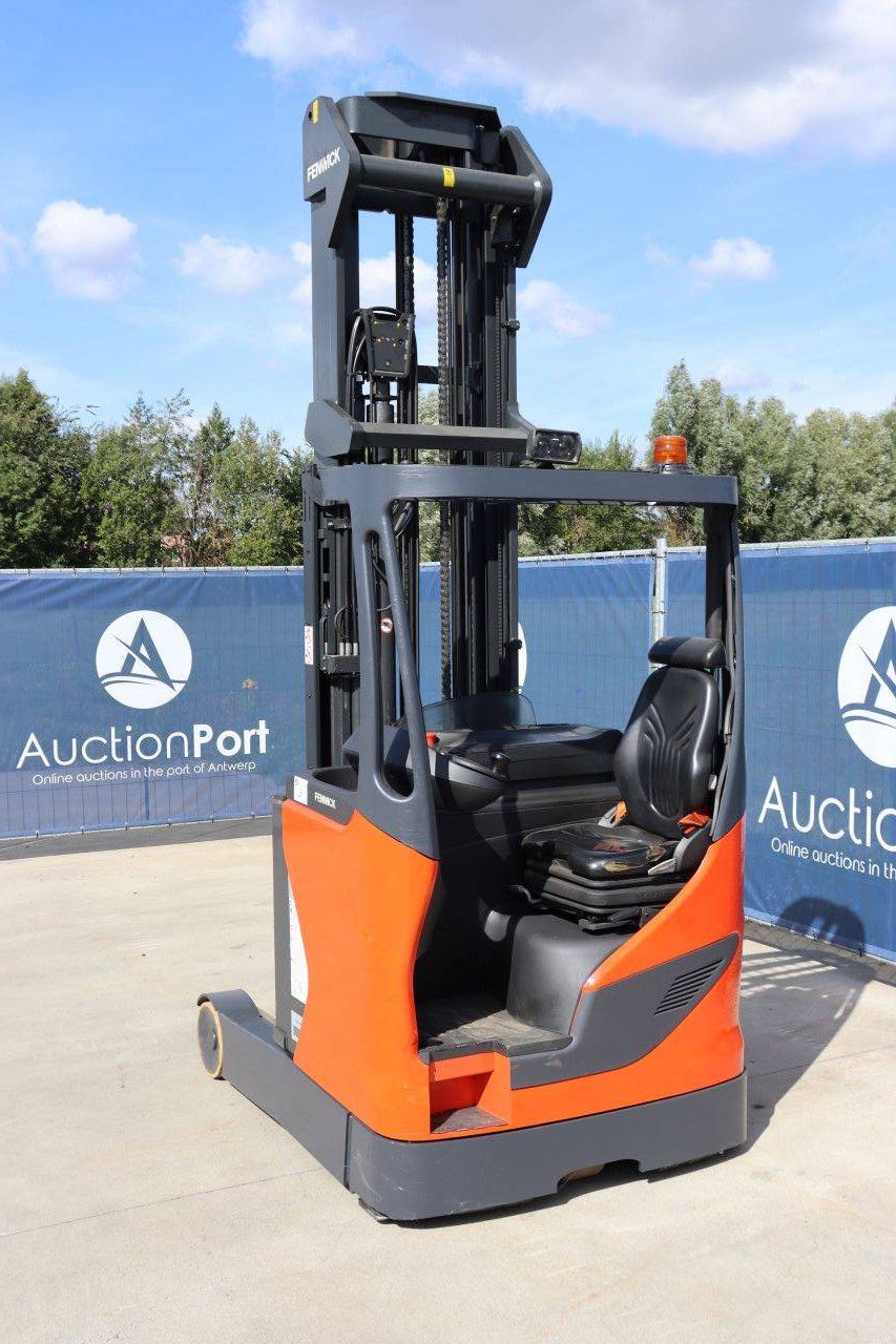 Fenwick-Linde R14-01 Elektro-Schubmaststapler 1400 kg 8,1 m 2020