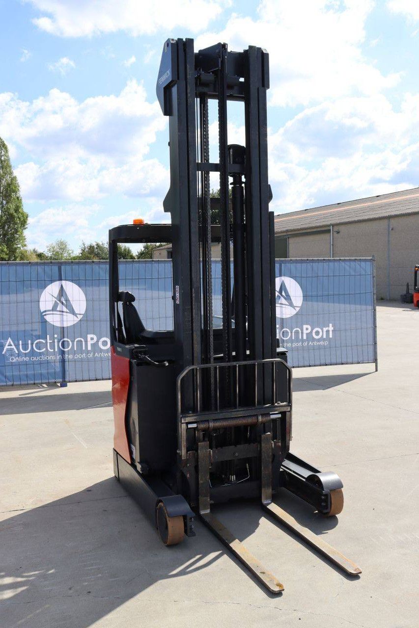Fenwick-Linde R14-01 Elektro-Schubmaststapler 1400 kg 8,1 m 2020