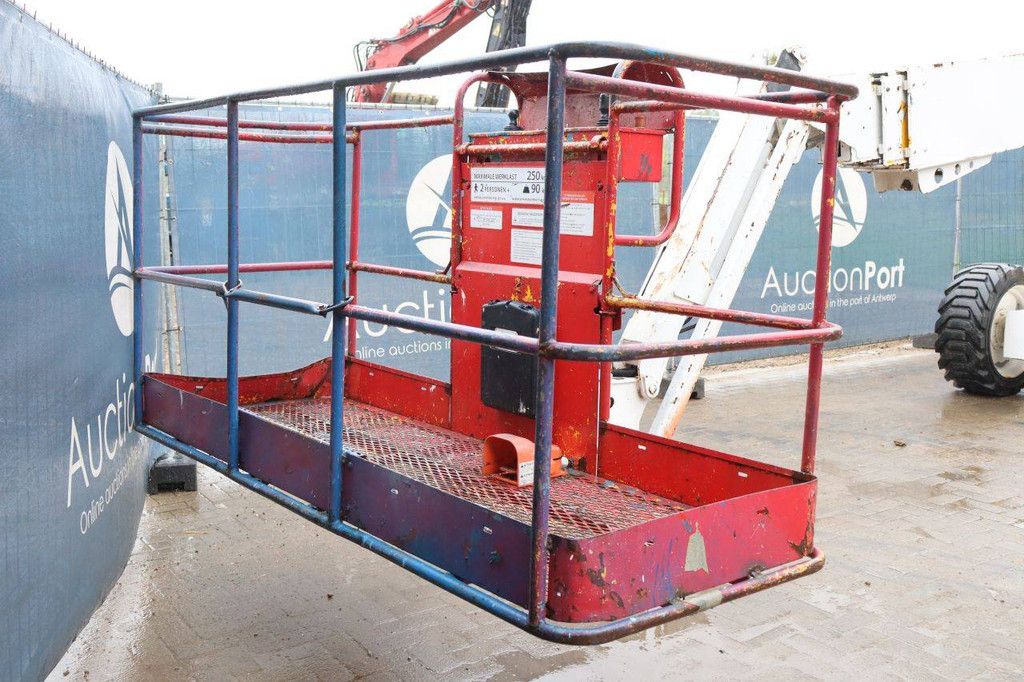 Telescopic boom lift Genie S-65 Diesel 227kg 21.8m 2007
